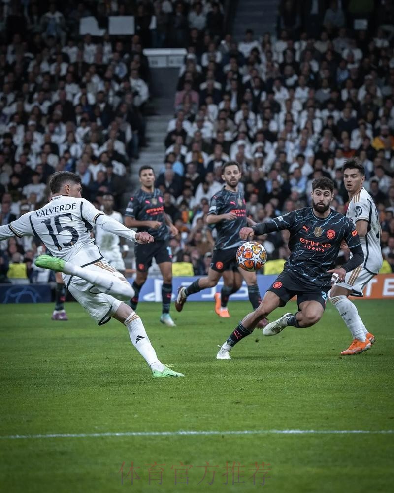 西甲-巴尔韦德破门水爷点射 皇马3-2胜10人贝蒂斯 西甲-巴尔韦德破门水爷点射 皇马3-2胜10人贝蒂斯